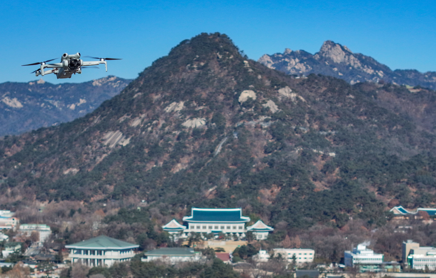 [뷰파인더 너머] (235) 다시 닫힌 청와대 하늘