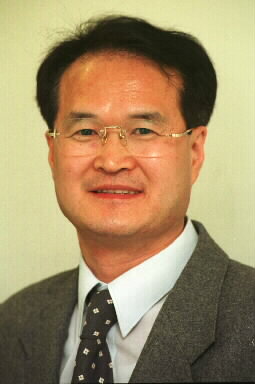 윤재석 국민일보 심의실장