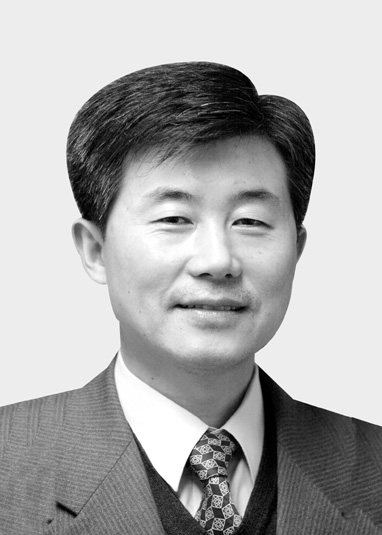 설원태 경향신문 국제부 차장