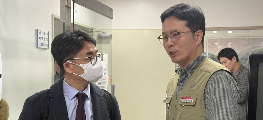 방미심위, 김우석 상임위원 호선 과정서 '이해충돌' 논란