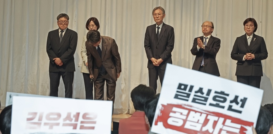 방미심위 김우석, 논란 속 상임위원에 통신소위원장까지